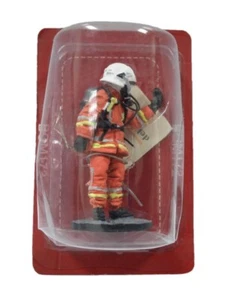 Figura bombero Del Prado BOM172 - 1:32, Francia 2003 - Imagen 1 de 1