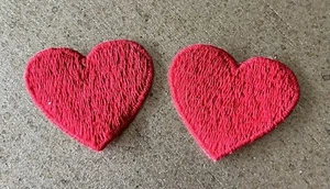 Heart Red Patch - Lot of 2: Sew-on Embroidered 1.5" x 1.25" - NEW - Picture 1 of 2