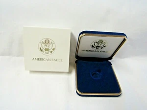 1/4 oz AMERICAN GOLD EAGLE VELVET FLIP TOP PRESENTATION BOX & SLEEVE - Picture 1 of 8
