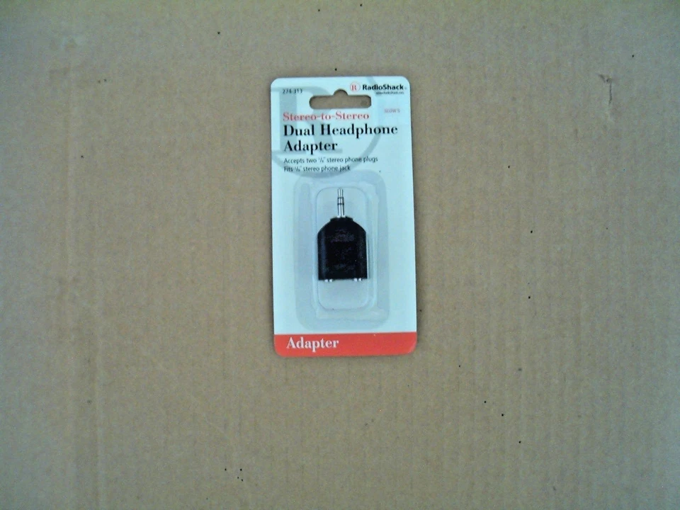 RadioShack 274-313 Stereo-to-Stereo Dual Headphone Adapter - Image 1 of 1