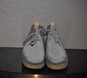 Ladies Clarks Originals Gray Suede/Felt Wallabee Boot NWB- 7.5M - Picture 1 of 11