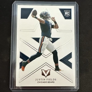 2021 Justin Fields Panini Chronicles Football Vertex Rookie RC SSP #V-7 Bears - Picture 1 of 10