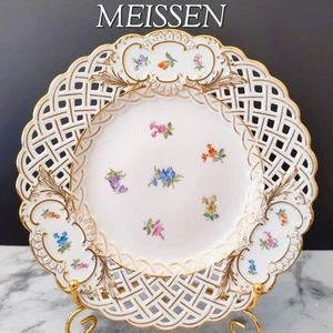MEISSEN 20.5Cm Earring Edge Small Flowers Fluffy Gold Colored DDU - Picture 1 of 10