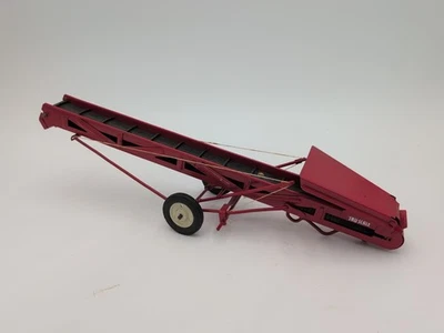 1/16 Carter Tru-Scale Farm Toy Elevator Repainted #2 - Image 1 of 3