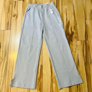 Old Navy High-Waisted Dynamic Fleece Trouser Pants Size Medium NWT Light Blue - Picture 1 of 8