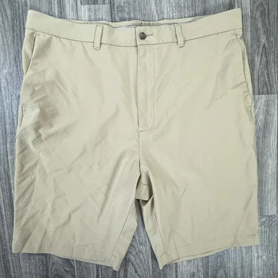 Pantalones cortos de golf Callaway Opti-Dri Performance 38T grandes y altos elásticos tostados Foto 1 de 4