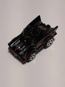 Hot Wheels Classic TV Series Batmobile 2021 - Picture 1 of 5