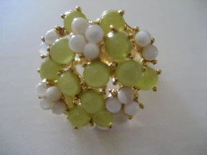 Brand New JCREW Cabochon Bouquet Cocktail Ring 6 lime LAST ONE! - Picture 1 of 1