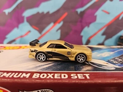 Intercambio de ruedas personalizado Hot Wheels Nissan Skyline GT-R R32 en Real Riders Combi franqueo Foto 1 de 4