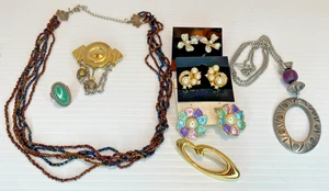Verschiedene Konvolut Modeschmuck Ohrringe Halsketten Ring Pin - Bild 1 von 5