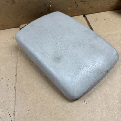 2008 2009 2010 2011 Subaru Impreza Center Console Lid Arm Rest 05-09 Legacy B107 - Image 1 of 4