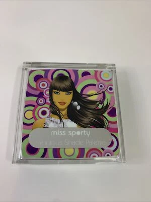 Miss SPORTY fabulosa paleta de sombras de ojos y brillo de labios Vegas Show Foto 1 de 2