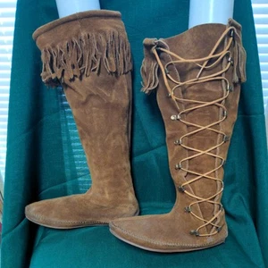 VINTAGE 1960-70s Fringe Suede Lace Up Minnetonka Moccasins Boots Outer Sole 10" - Picture 1 of 5