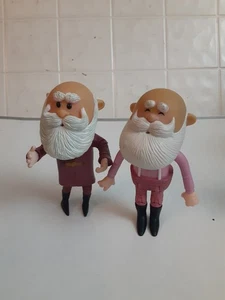 2 Rudolph Island of Misfit Toys Skinny Santa Claus Christmas plastic figurines - Picture 1 of 7