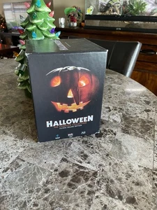 Halloween: The Complete Collection Scream Factory 1978 (Blu ray, 2014, 15-Discs) - Imagen 1 de 6
