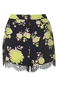 NEW + TAGS * TOP SHOP * LACE HEM BLACK YELLOW FLORAL PRINT SHORTS SIZ 10 RRP £35 - Picture 1 of 6