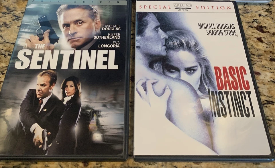 The Sentinel / Basic Instinct Special Edition ( 2 DVD Lot) Michael Douglas - Image 1 of 1