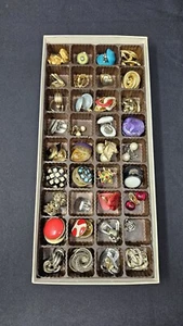 Vintage Mid Century 36 Pairs 70s 80's ?Multicolor Clip On Earrings Lot Of 36 - Picture 1 of 9
