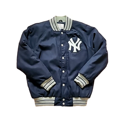 NUEVA Chaqueta Azul Oficial MLB New York Yankees GIII Sports por Carl Banks - Talla L Foto 1 de 4