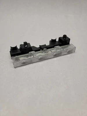 Pontiac Vibe 2009 2010 09 10 tercera luz de freno LED (CLIP DAÑADO) Foto 1 de 4