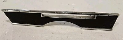 ПЕРЕДНЯЯ ЛЕВАЯ ЧЕРНАЯ ОТДЕЛОЧНАЯ ПАНЕЛЬ ЛИЦЕВОЙ ПАНЕЛИ ПРИБОРНОЙ ПАНЕЛИ MERCEDES BENZ 450SL R107 1076891571  - Изображение 1 из 2