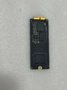 Disque SSD Samsung - 32GB - Apple OEM SSD - MZ-KNZ0320/0A6 - Afbeelding 1 van 2