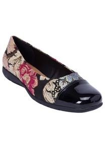 Comfortview Women's The Fay Slip On Flat (Wide Widths Available) - Picture 1 of 11