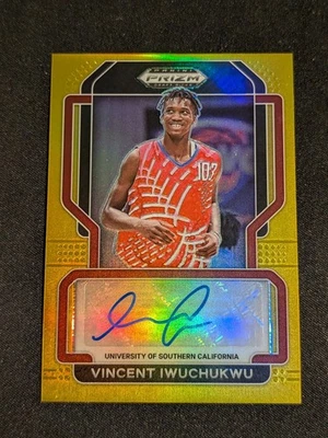 Vincent Iwuchukwu 2022 Prizm Draft Picks Signature True Gold Auto /10 USC - Image 1 of 2