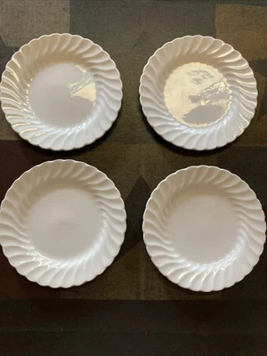 4 pratos de sobremesa Johnson Brothers Regency branca de neve 6 1/4" - Imagem 1 de 4