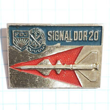 Signal DDR 20 FDJ Missile Badge Pin Germany