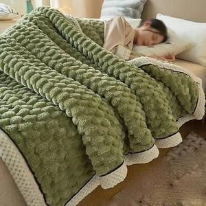 Thick Coral Fleece Reversible Throw Blanket,Flannel Warm Thick Blanket - Picture 1 of 15