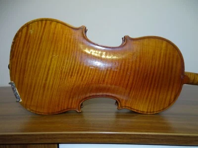 ATTIC FOUNDING OLD CHILDREN'S VIOLIN (Nr. 372) - for renovation - Image 1 of 4