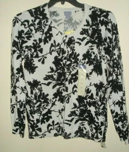 Suéter Damas Talla Mediana Blanco y Negro Floral Nuevo - Imagen 1 de 2
