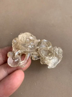 Pequeña estatua china de cristal antiguo tallada a mano *ZiMu Beast* Foto 1 de 4
