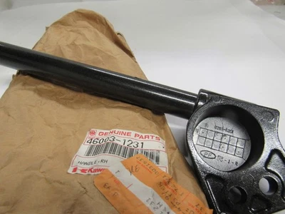 Suporte de guidão direito montagem em barra fabricante de equipamento original NOS 87-90 KAWASAKI ZX750R NINJA 750F - Imagem 1 de 2