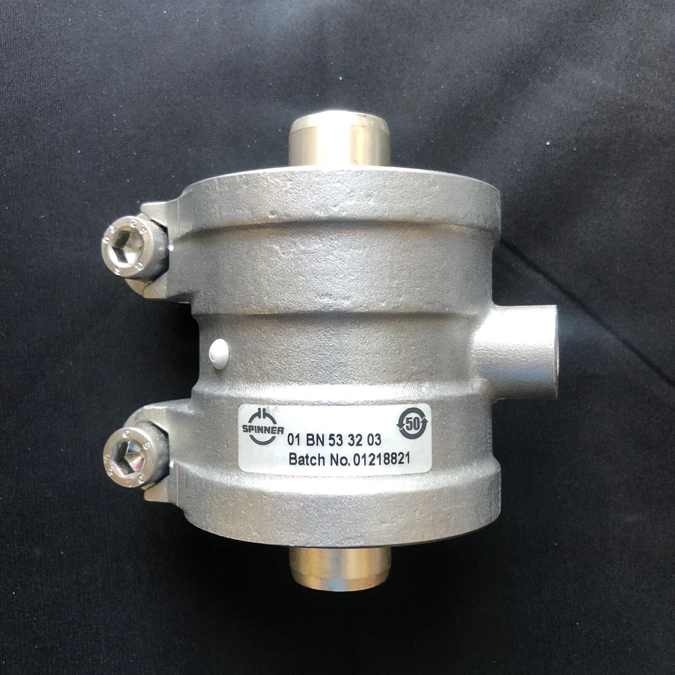 Spinner 01 BN533203 Adapter Connector For Industrial Radio Batch Number 01218821 - Image 1 of 4