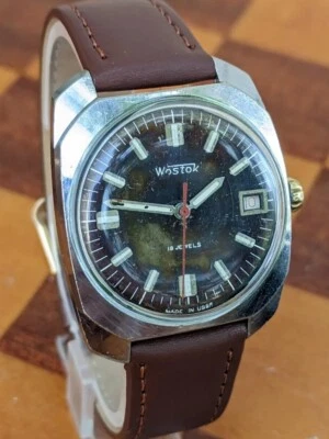 Watch Vostok Wostok Vintage 2214 Tropical Dial Soviet USSR Men Mechanical Manual - Image 1 of 4