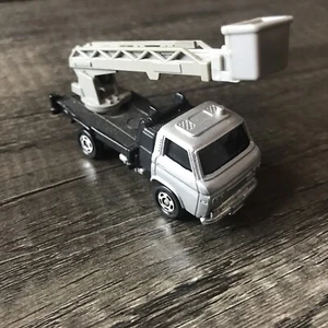 Tomica 1974 Tomy Nissan Caball Utility Truck w/Bucket Lift No.54 Japan 1/68 - Bild 1 von 12