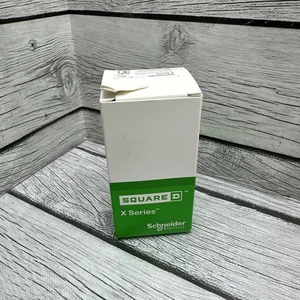 Square D X Series 15Amp 600Watt Single-Pole 3-Way Rocker Dimmer Light Switch - Picture 1 of 3