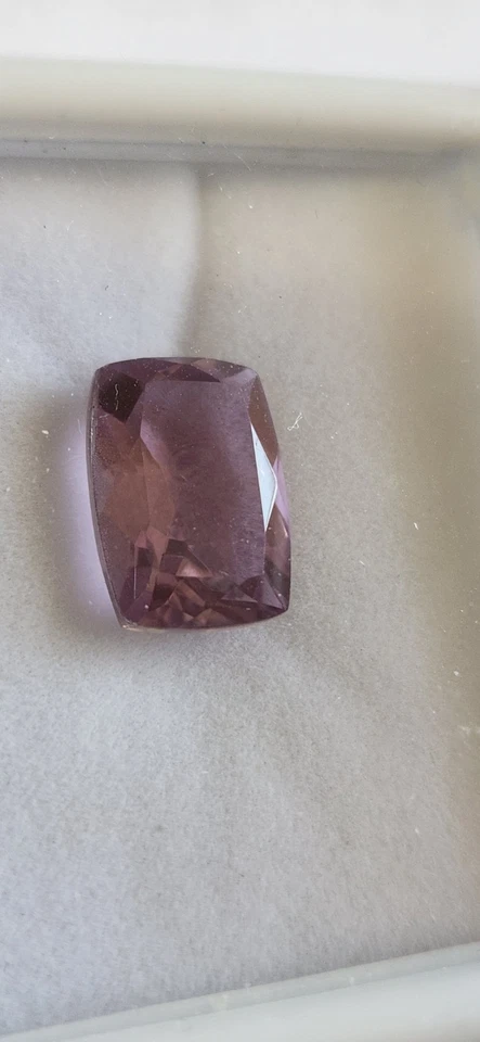 Kunzite Quartz Triplet Cushion Gemstone - 14x10 MM - 6.78cts - Image 1 of 1