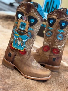 WOMEN'S WESTERN SQUARED TOE COWGIRL BOTAS SMOOTH LEATHER BEAUTIFUL DESIGN BOOTS - Picture 1 of 6