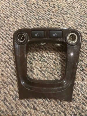 2001-2007 TOYOTA HIGHLANDER SHIFTER TRIM BEZEL with Heated Seat Buttons OEM - Image 1 of 4