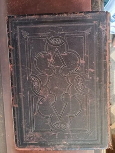 Muy Grande Antigua Ilustrada Santa Biblia Muy Grande y Pesada Impresionante Artículo - Imagen 1 de 10