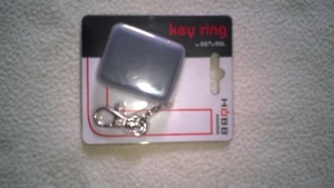  LLAVERO PARA GUARDAR UN JUEGO DSI Y  DS LITE NUEVO A ESTRENAR - Imagen 1 de 1