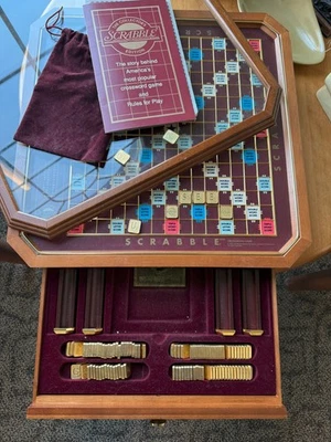 Azulejos chapados en oro de 24K Franklin Mint Scrabble edición de coleccionista con cubierta de vidrio Foto 1 de 4