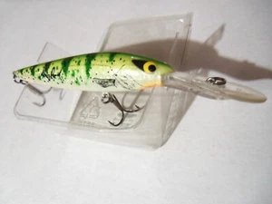 1 Smithwick Floating Deep Rogue Jr Lure ADRA12712 White Perch - Picture 1 of 5