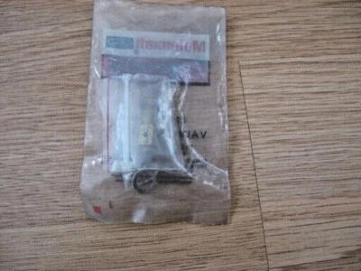 NOS FORD 1984-86 ESCORT EXP MERCURY LYNX "VALVE & SEAT ASY" CARBURETOR FUEL INLE - Image 1 of 2