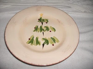 CHRISTMAS PLATE THE GREAT INDOORS 8-1/2" CHRISTMAS TREE SALAD PLATE'EXCELLENT - Picture 1 of 5