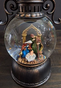 Nativity Light Up Lantern Snow Globe/Waterball 9 1/4"T X 4"W Battery Operated - Picture 1 of 10
