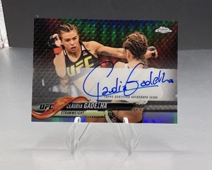 2018 Topps Chrome UFC Fighter Holo Auto Claudia Gadelha #FA-CG Auto On Card - Picture 1 of 3